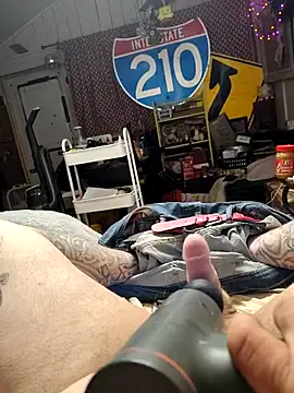 HoldThisForMePlease's Webcam Show