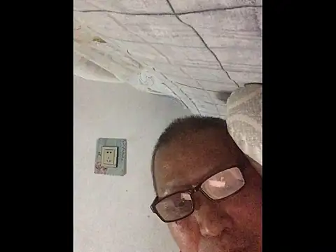 yaocaobi8 网络视讯表演