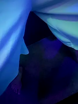 chronic_vibez's Webcam Show