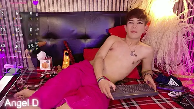 Angeldust19 Pertunjukan Webcam