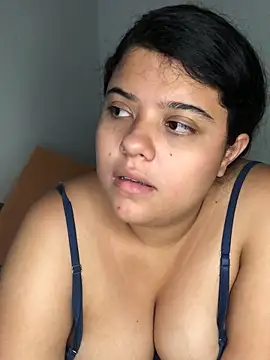 luisahot_9727 Adlı Modelin Canlı XXX Sohbeti