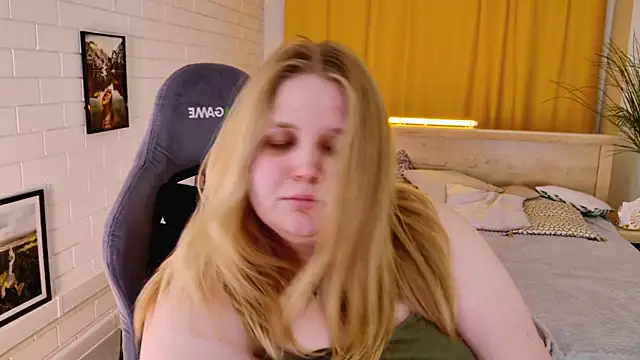 SladaDelln Live XXX chat