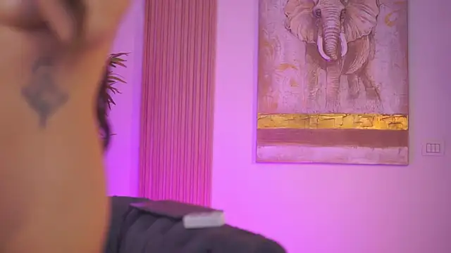 Aisha_Bee Live XXX Chat