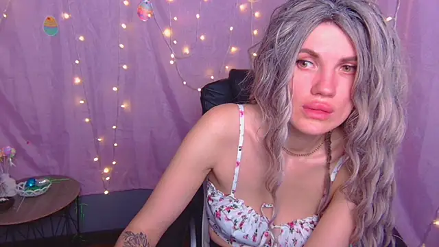 MilaLoonan Live XXX chat