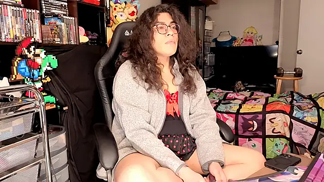 Czat XXX na żywo – ShinyCherub