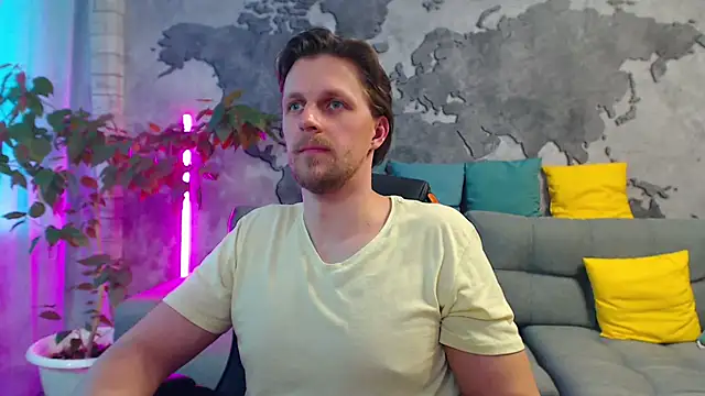 VikingChrisssのライブXXXチャット