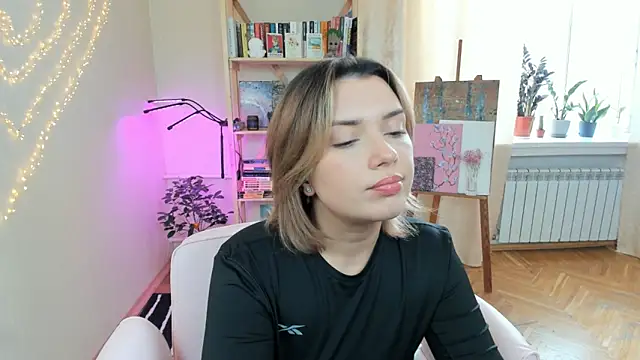 BrightDani live XXX chat