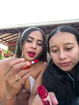 Webkamerová show l0lita_emi