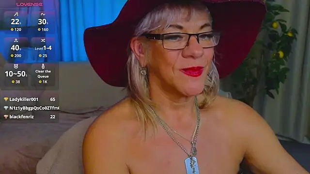 Chatroom XXX en direct de AnittaHarris_