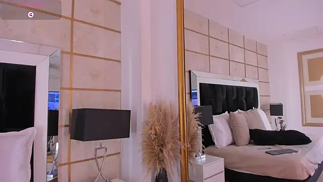 Crystal_Rose__ Chat XXX in diretta