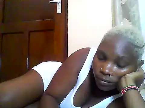 Chatroom XXX en direct de SexyKimberly23