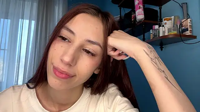 Chatroom XXX en direct de RuthieVien