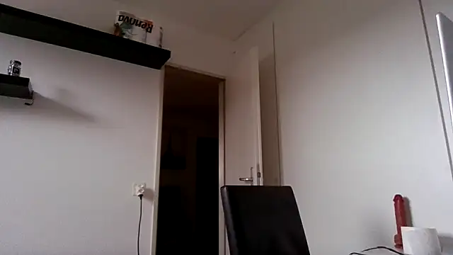 alpha-hunk – Kamerová šou