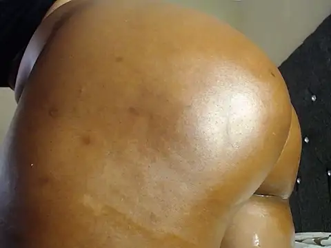 SWEET-YANDAH – Live XXX-chat