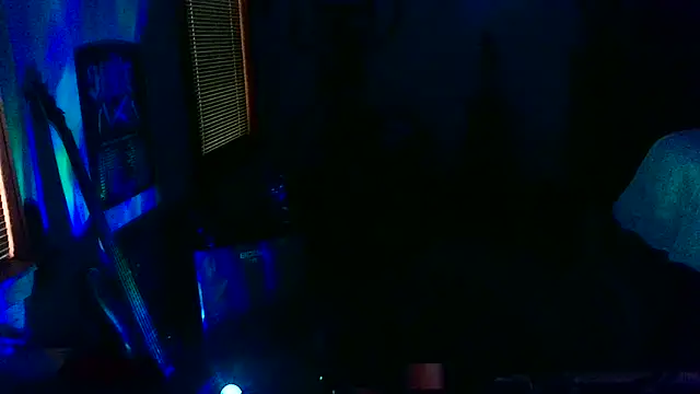 LEVIATHANX666 élő XXX-chatje