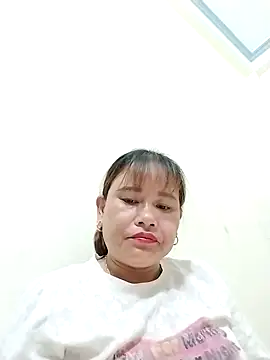 Онлайн чат XXX Moubie1