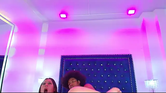 Show de Cristal_and_luke na webcam