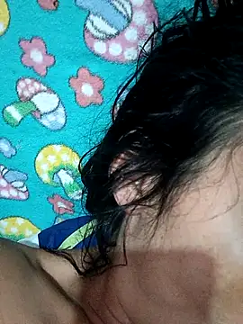 sarayulith Adlı Modelin Canlı XXX Sohbeti