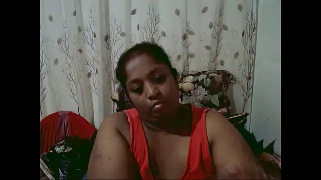 Indiantasha's Live XXX Chat