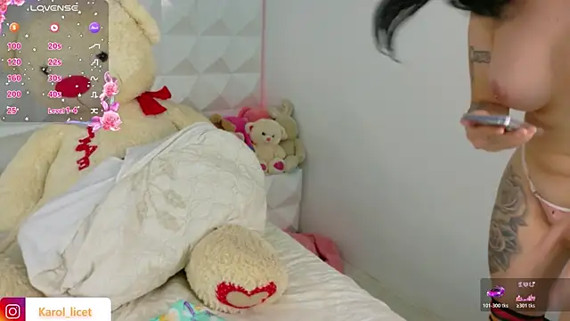 Karol_Goddess_ofhe_love Show Webcam