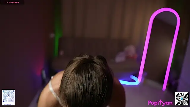 popityan1's Live XXX Chat