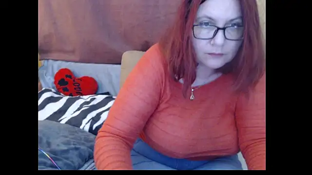 PlayfullMature Chat XXX live