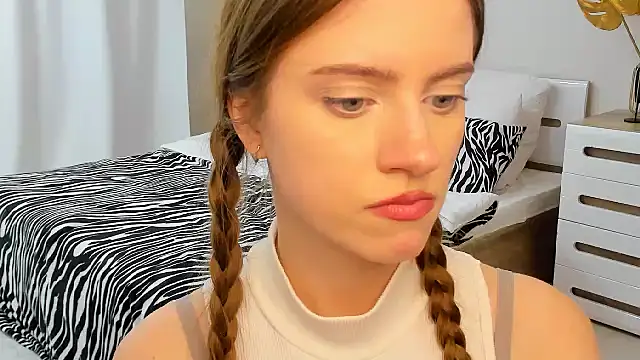 Онлайн чат XXX Erica_Kiss