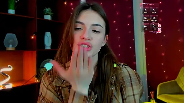 mia_bamby1's Webcam Show