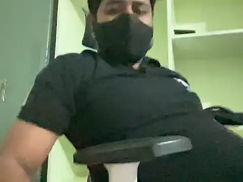 Mee_Baadshahn Webbikameraesitys