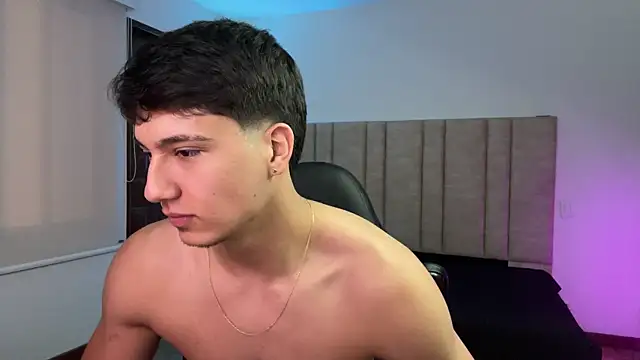 CHRIS_MORGAN1 Show Webcam