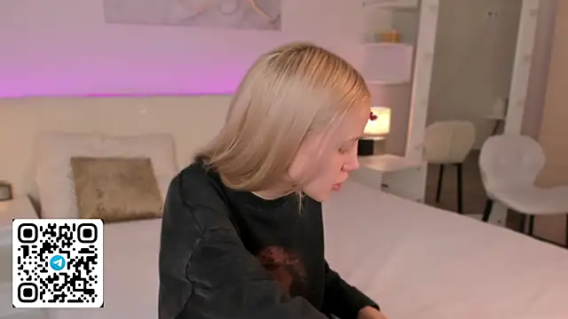 Anellyball Chat XXX live