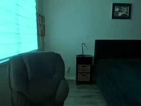 callme_iva Pertunjukan Webcam