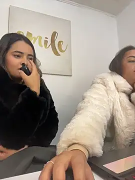 Antonella_Julieta – Live XXX-chat