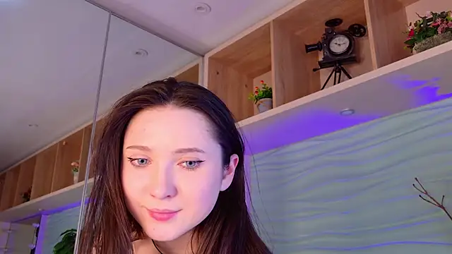 Tiny_BunnyX Adlı Modelin Canlı XXX Sohbeti