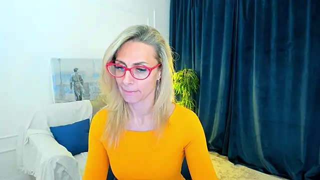 XXX chat uživo modela MuseOfStage