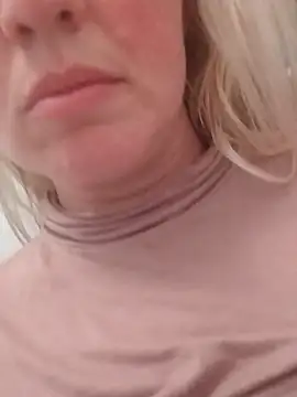 Mllesha74000 Pertunjukan Webcam