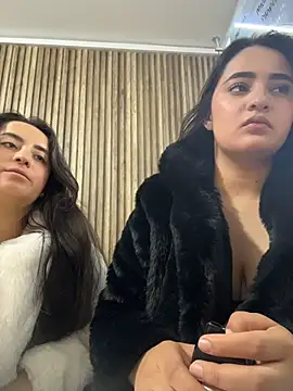 Antonella_Julieta Show Webcam