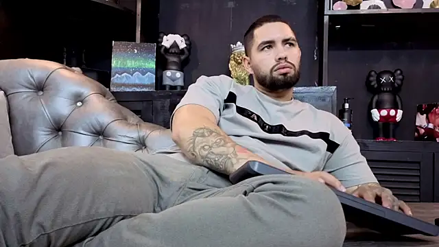 matteosantos Live XXX-chat