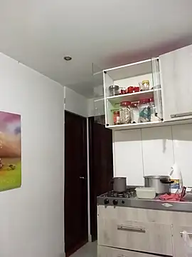 SabrinaVantress' Live XXX Chat