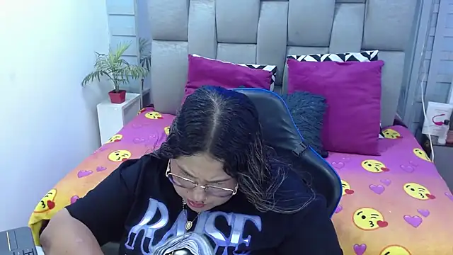 evelin_zaens Obrolan Langsung XXX