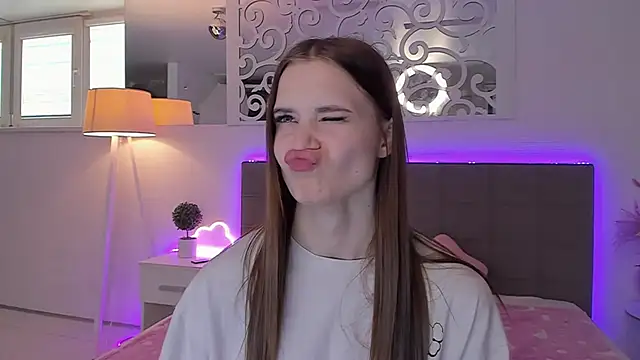 LuisaClover Obrolan Langsung XXX