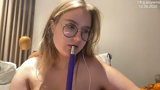 JacyWinslat: онлайн-секс-чат