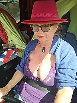 Hot-Muci live XXX chat