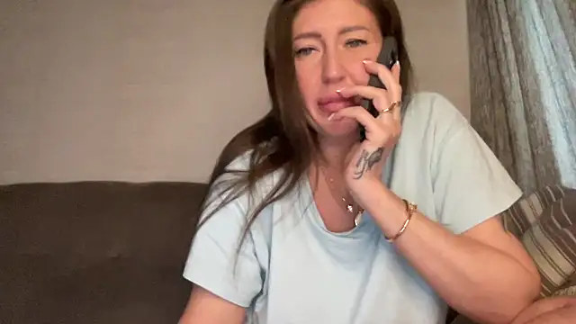 Chatroom XXX en direct de Avtosluts777