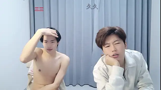 Pokazy przed kamerką – stripcha-798