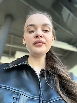 KristiRichn Live XXX chat