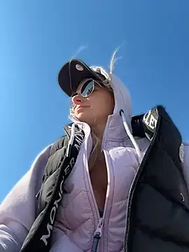 Betsy: онлайн-секс-чат