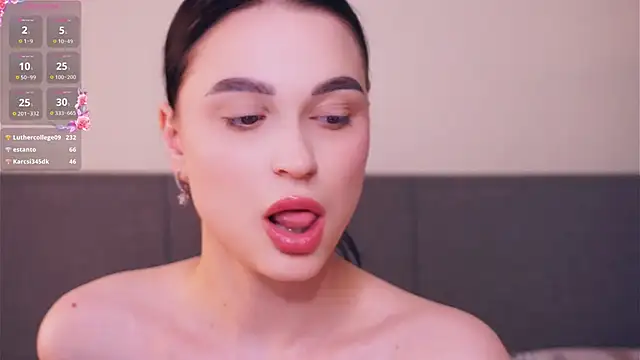 ZofiaSoshnik লাইভ XXX চ্যাট