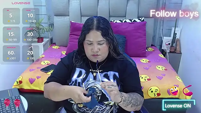 Živý XXX chat evelin_zaens