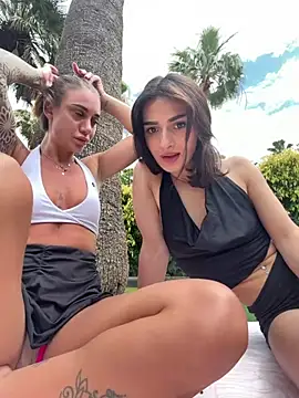 italianPassion: διαδικτυακό σόου στην κάμερα